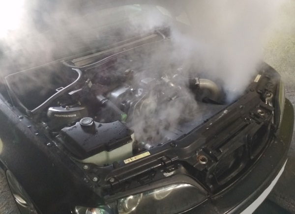 Промывка снаружи автомобильного радиатора охлаждения в Санкт-Петербурге ...