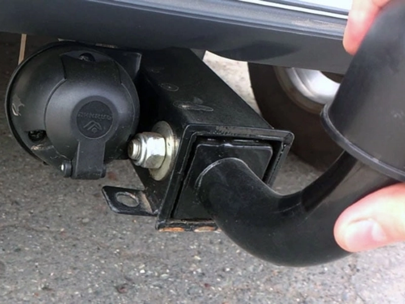 Установка фаркопов