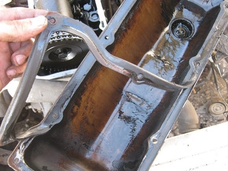 Замена клапанной крышки, снятие и установка клапанной крышки в Санкт ...